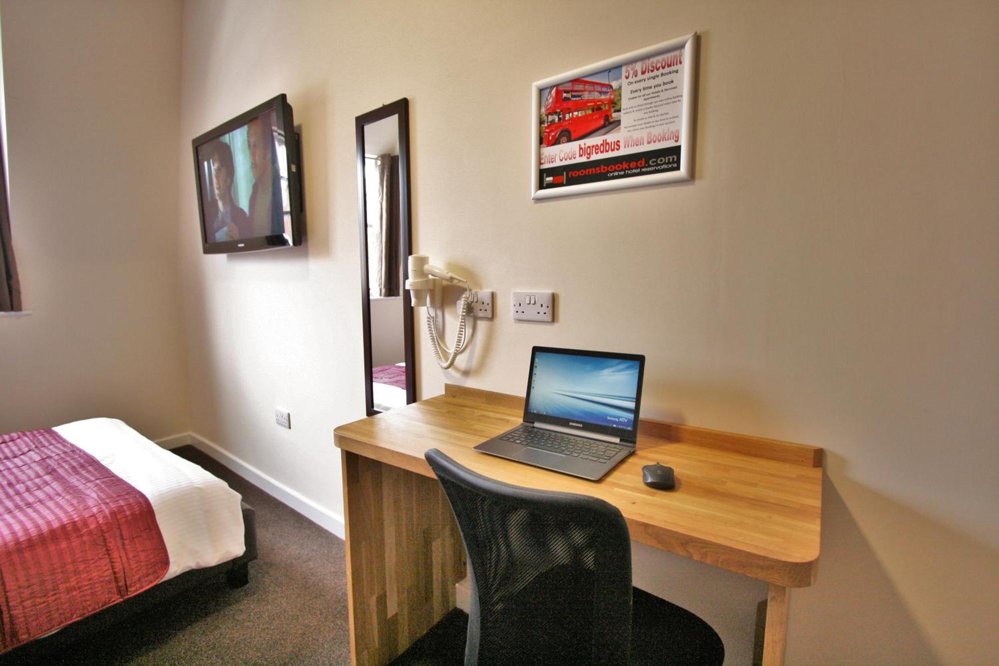 Central Hotel Gloucester By Roomsbooked מראה חיצוני תמונה